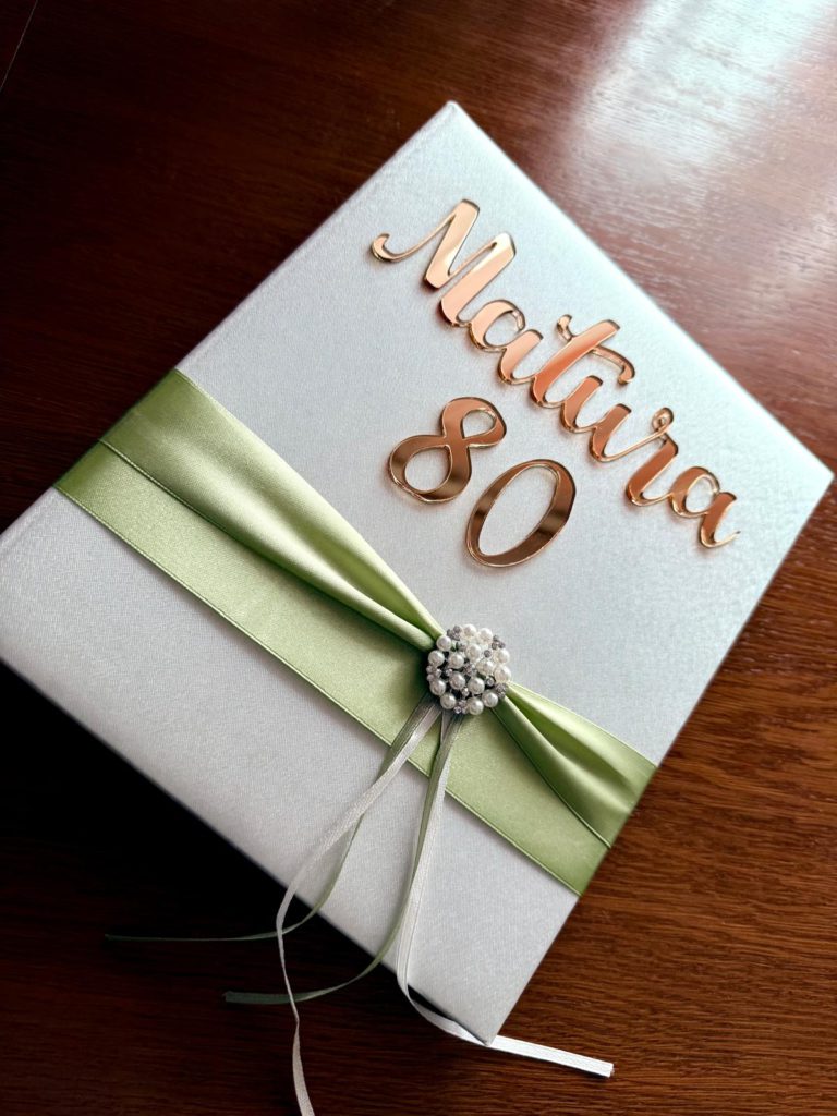 45 lat